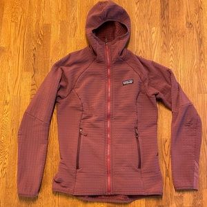 Patagonia R2 TechFace Hoodie - Women’s Mauve
